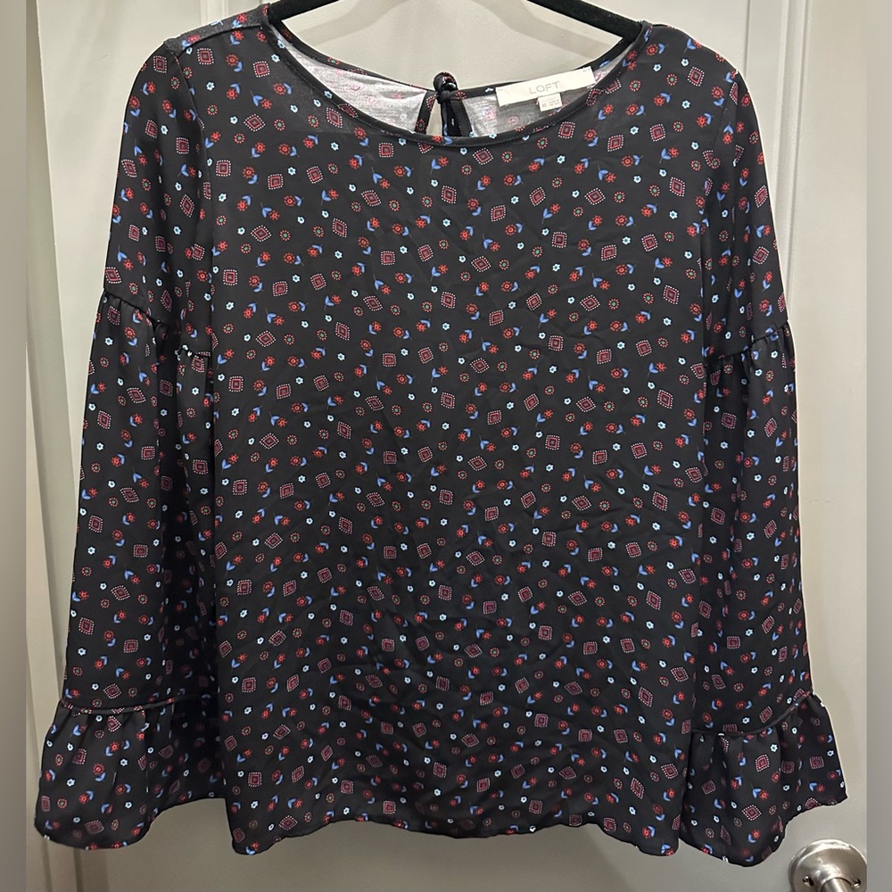LOFT Size XS Long Sleeve Lightweight Mixed Media Blouse EUC